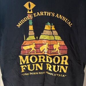 LOTR Mordor Fun Run Tee - NWOT